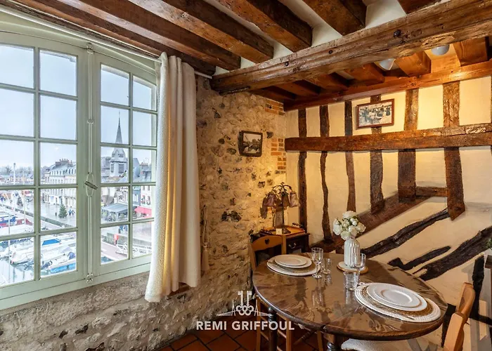 Les Colombages - On The Port Of - View * Honfleur